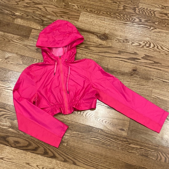 Lululemon hot pink long sleeve hooded cropped zip front  Barbiecore workout - Picture 6 of 14